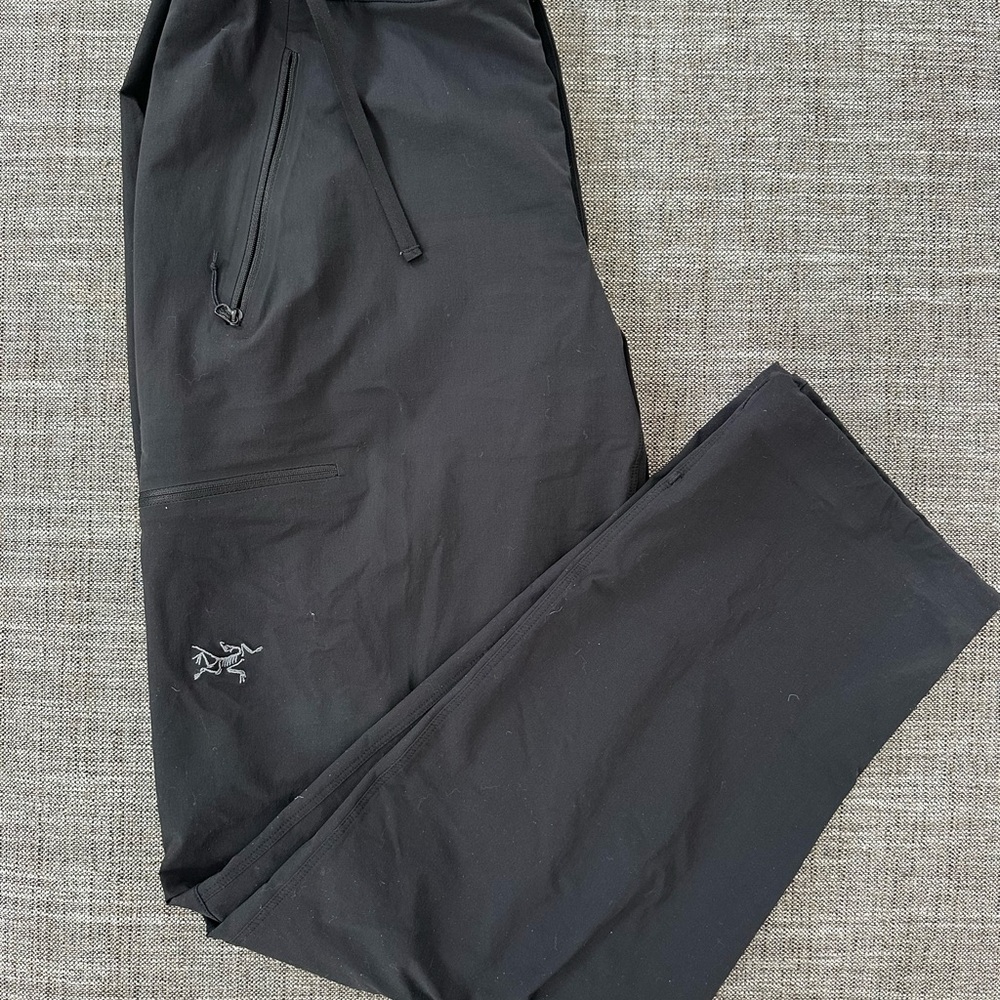 Arc'teryx Black Hiking Wide Leg Pants